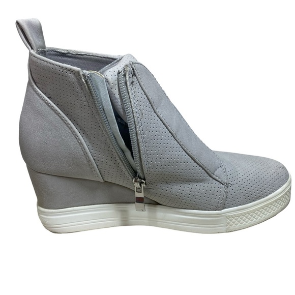 CCOCCI Zoey Wedge Sneaker Light Gray 7.5 Casual Side Zip Ankle Bootie - Picture 5 of 16